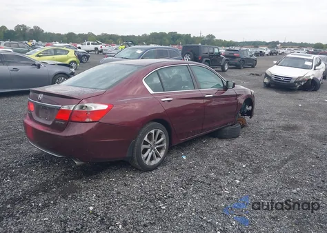 2013 Honda Accord Sport z USA, uszkodzony, nr VIN 1HGCR2F52DA224647